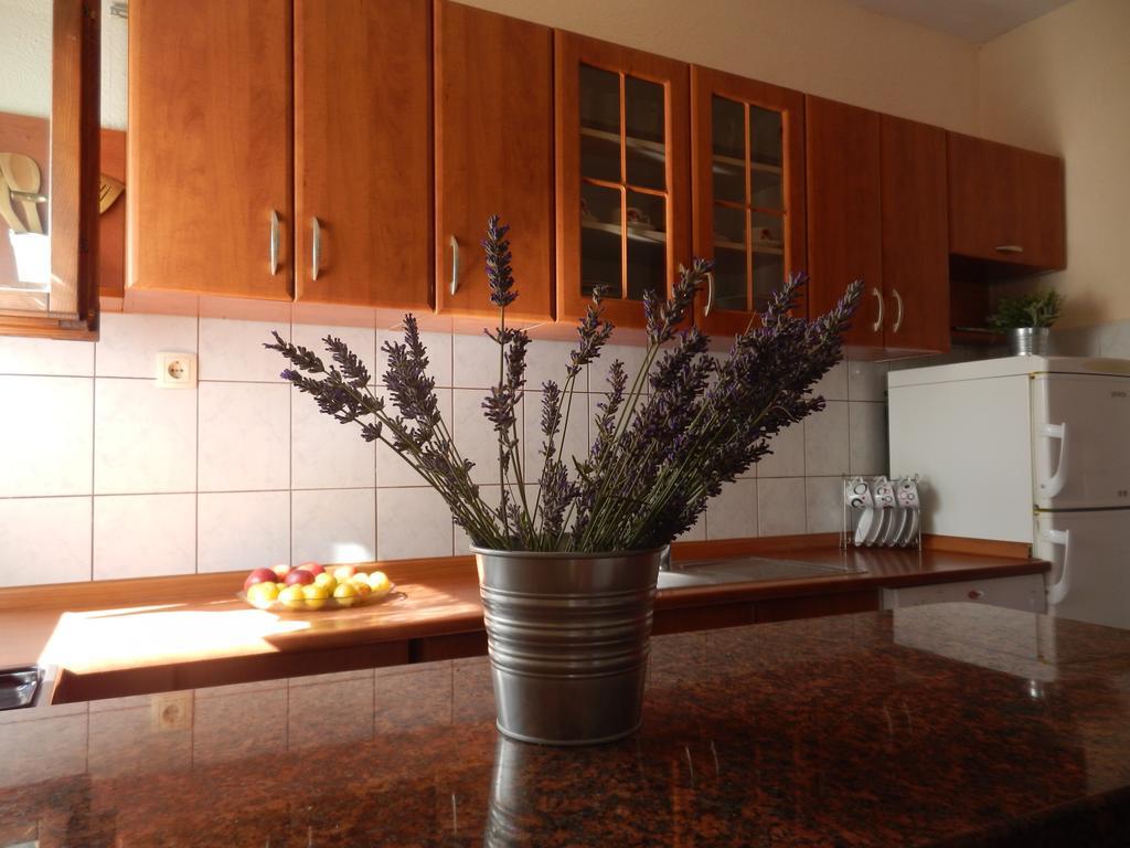 Guesthouse Aria Trogir Quarto foto